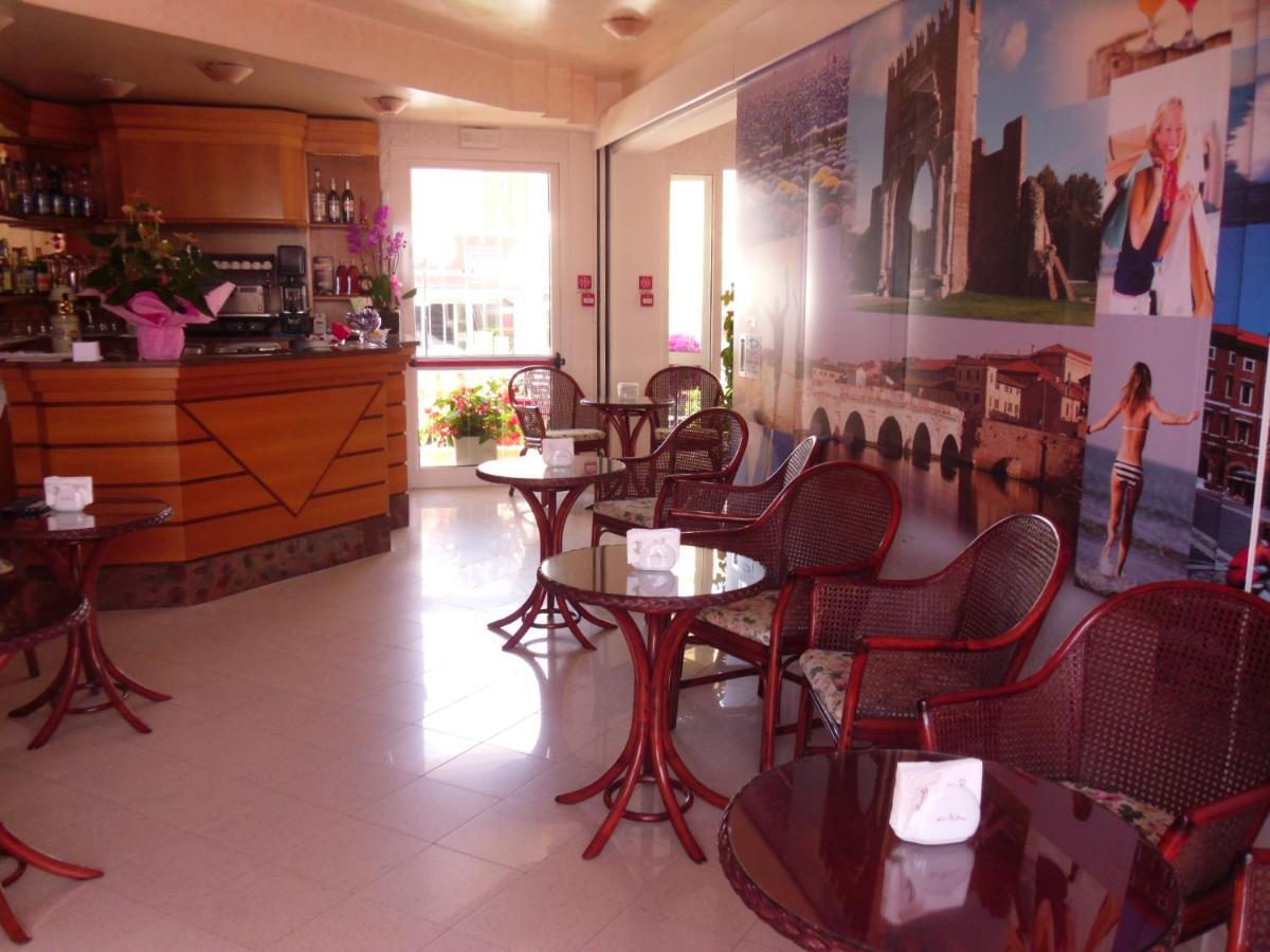 רימיני Hotel Driade Sul Mare מראה חיצוני תמונה