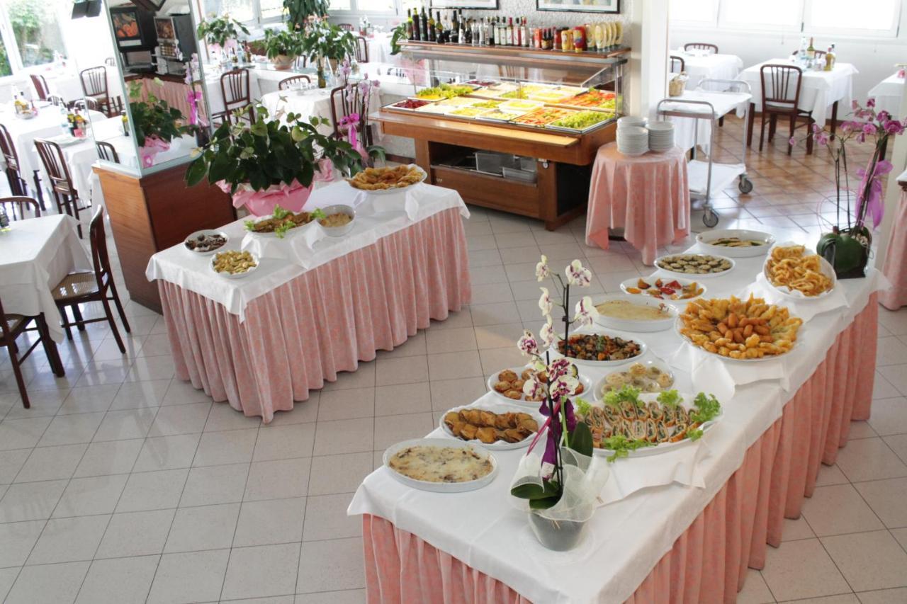 רימיני Hotel Driade Sul Mare מראה חיצוני תמונה
