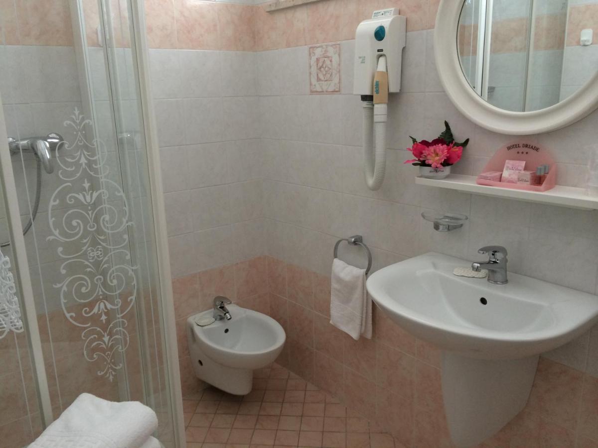 רימיני Hotel Driade Sul Mare מראה חיצוני תמונה